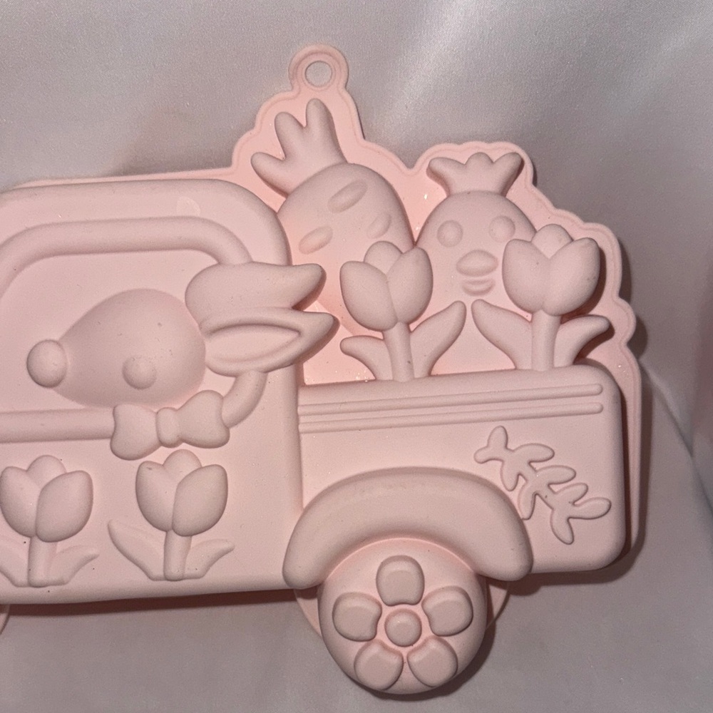 Easter Bunny Truck Silicone Baking Mold NWOT Spring - Picture 3 of 6